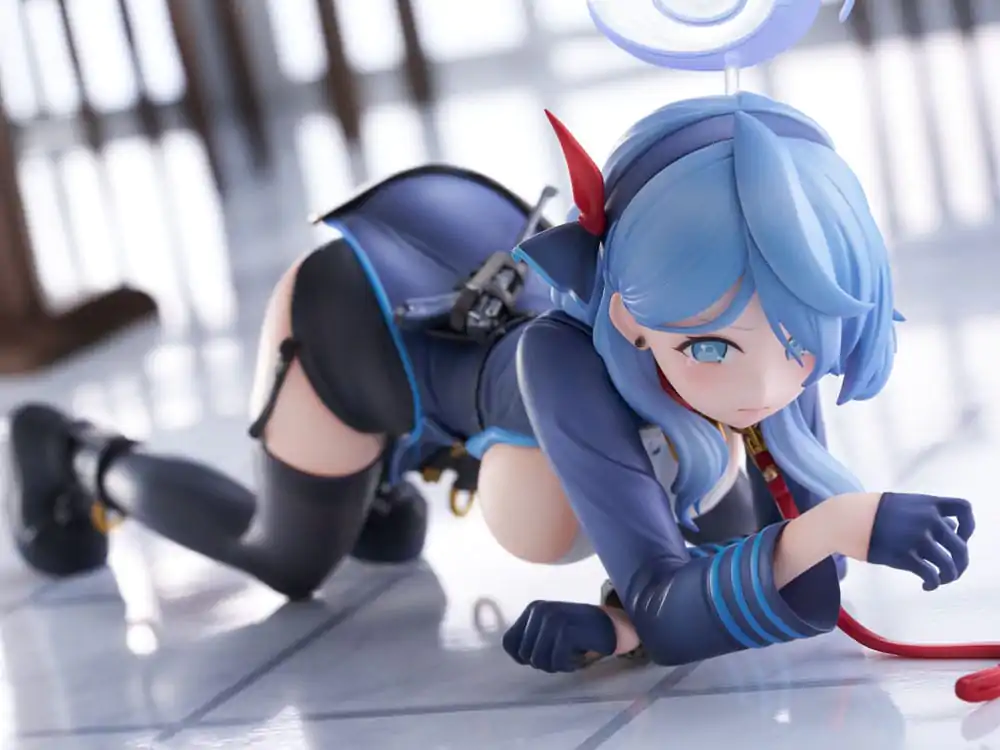 Statuie PVC Blue Archive 1/7 Ako Memorial Lobby Ver. 23 cm poza produsului
