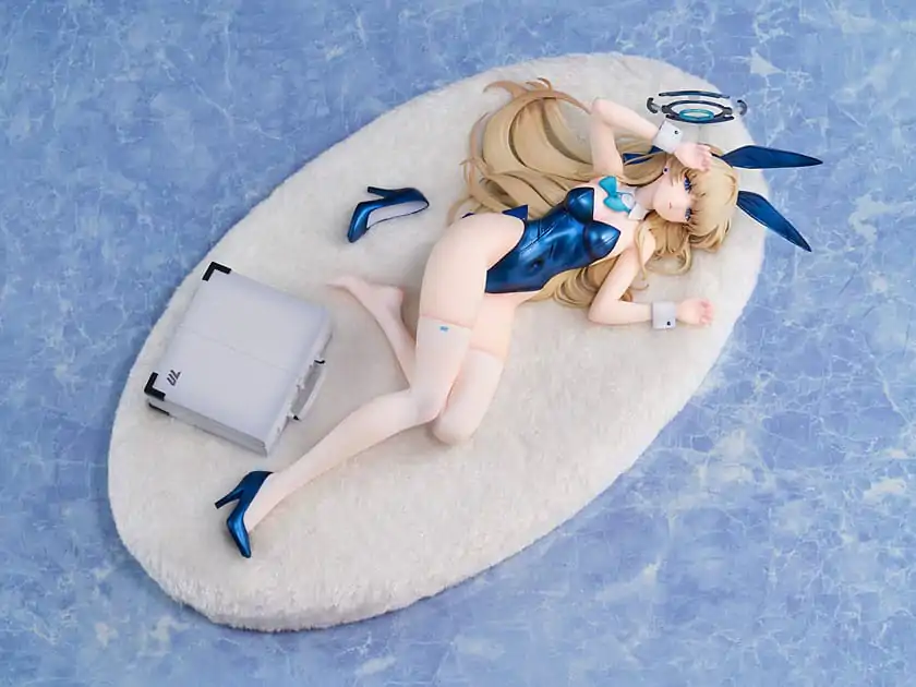 Blue Archive Statuie PVC 1/7 Toki (Bunny Girl) Memorial Lobby Ver. 30 cm poza produsului
