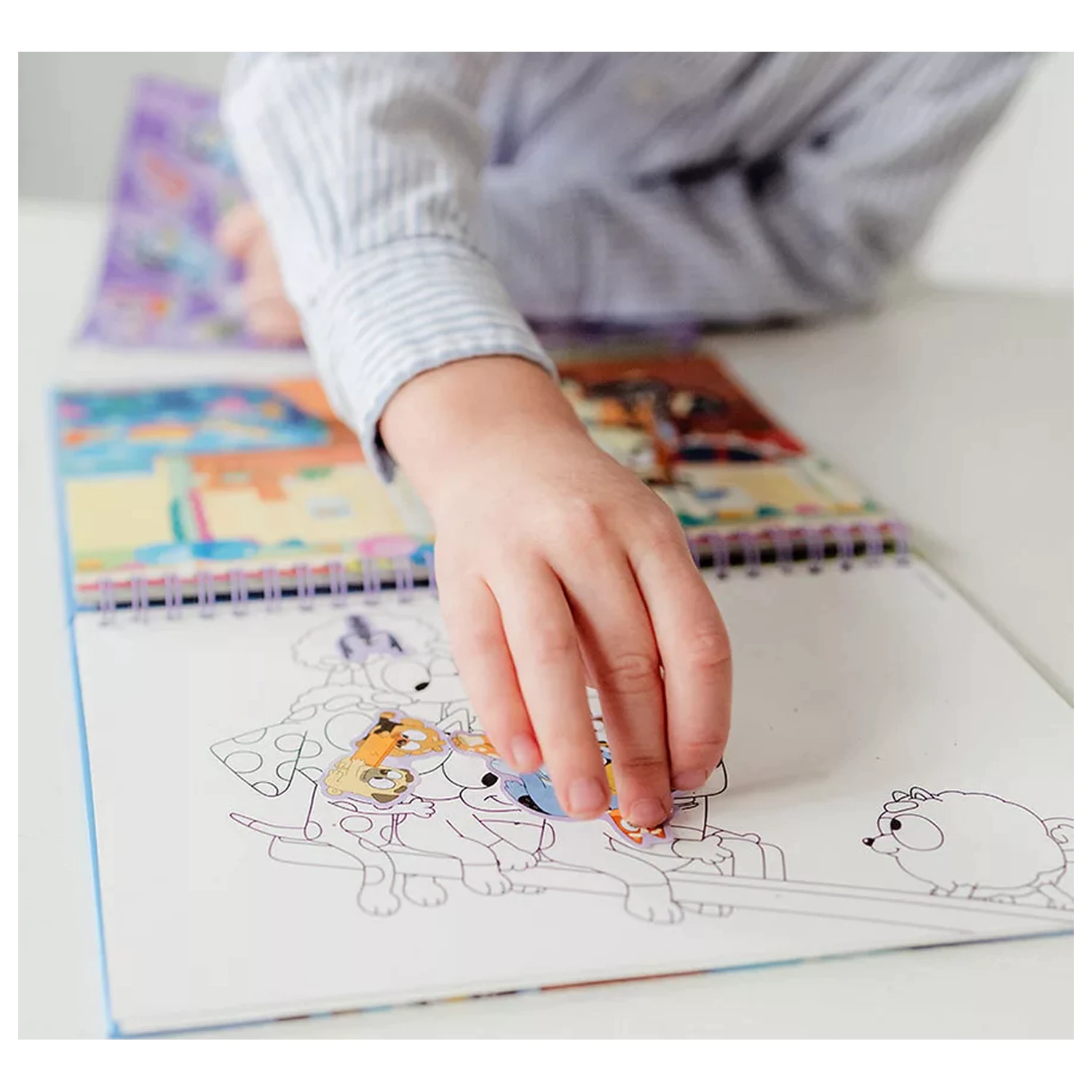 Bluey Fun Scratch Art Kit si Set de activitati poza produsului