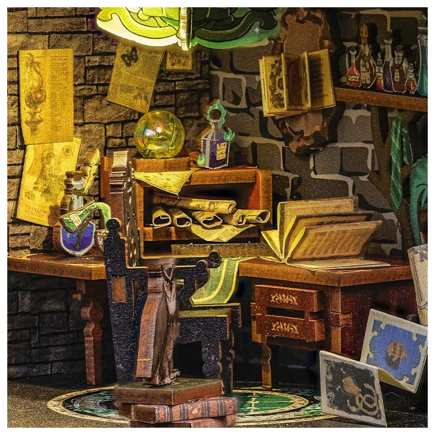 Book Nook Darkness Common Room 23 x 11 cm poza produsului