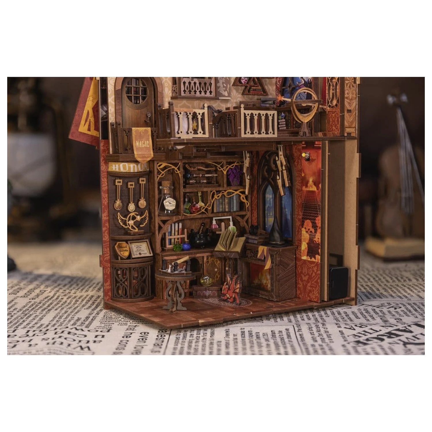Book Nook Flame Common Room 23 x 11 cm poza produsului
