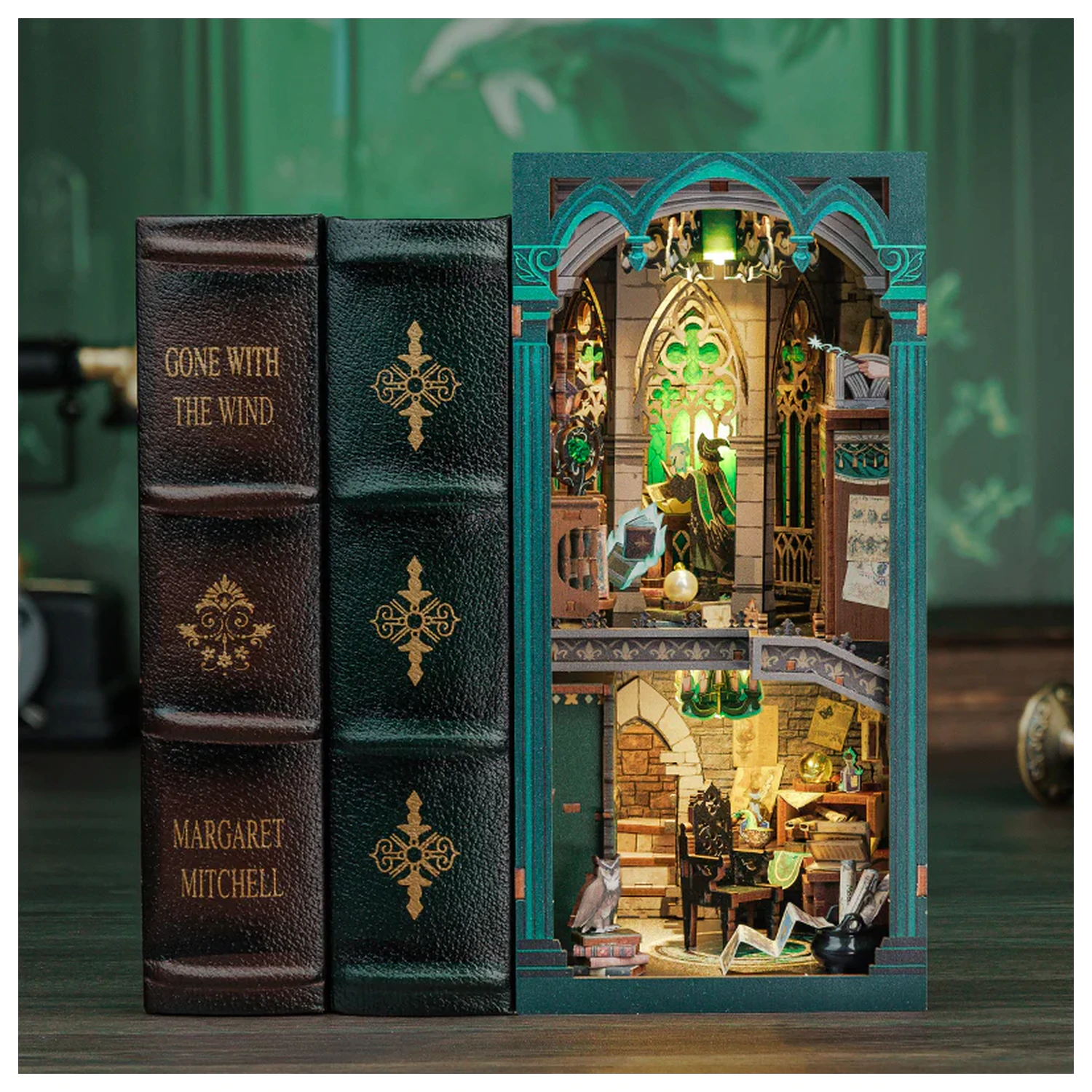 BOOK NOOK KIT DIY Darkness Common Room 150db + Set de construcție cu LED-uri luminoase poza produsului