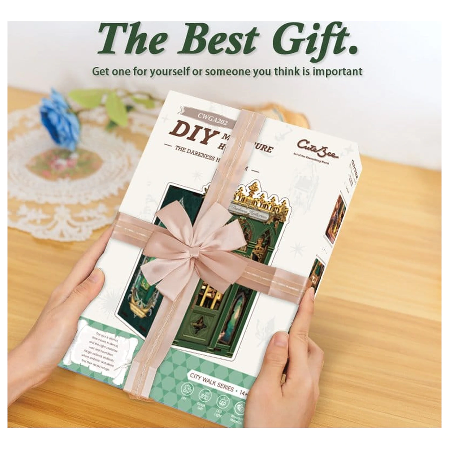 Book Nook The Darkness Herbarium 17 x 12 cm poza produsului