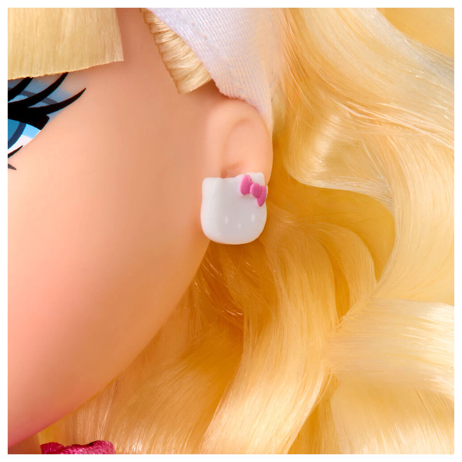 Bratz Hello Kitty papusa Cloe poza produsului