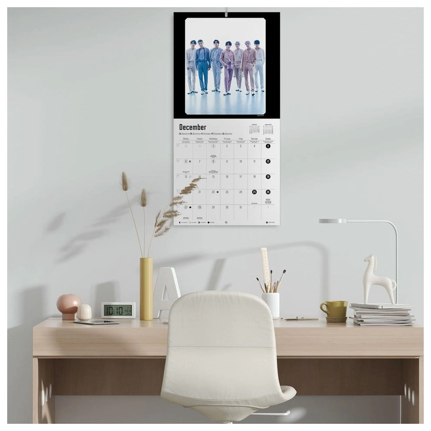 BTS 2027 Calendar de perete 30 x 30 cm poza produsului