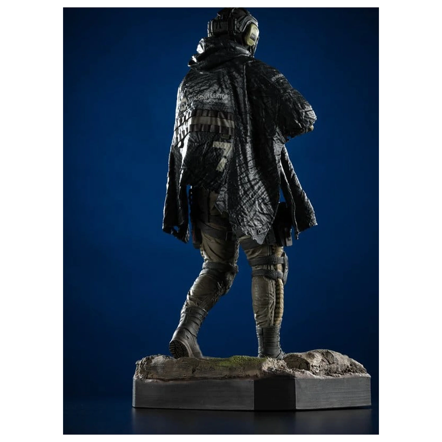 Statueta Call of Duty: Modern Warfare 4 1/6 Ghost 32 cm poza produsului