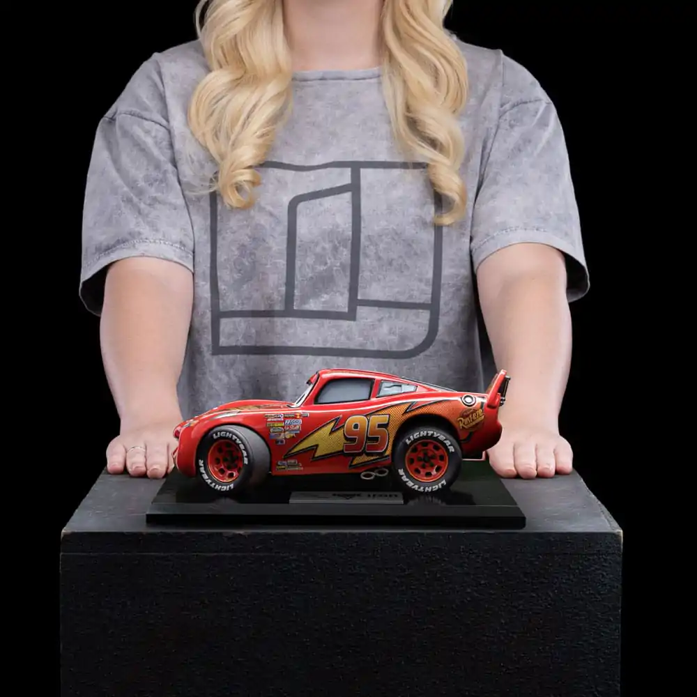 Statuie artistică scară 1/10 Lightning Mcqueen 11 cm poza produsului