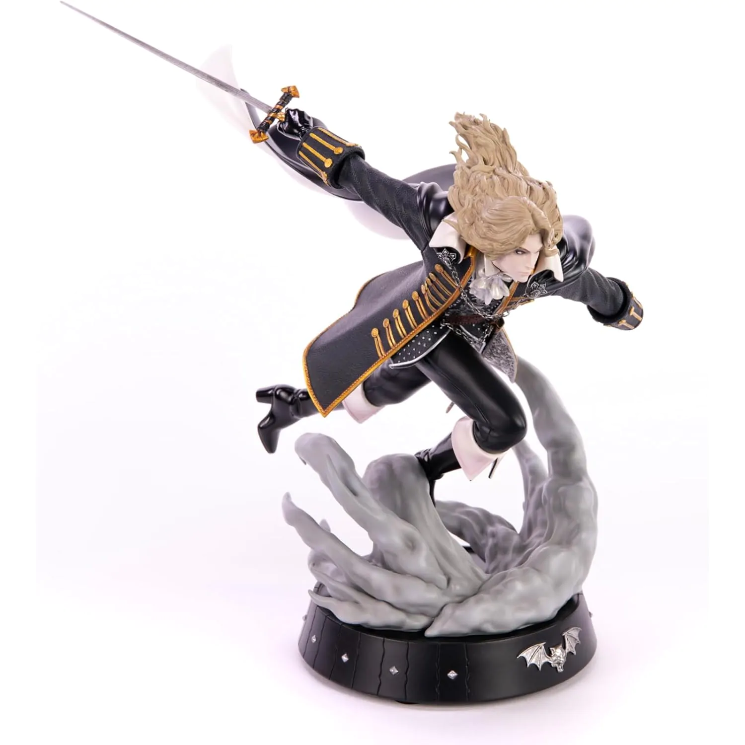 Castlevania Symphony of the Night Statuie Dash Attack Alucard 30 cm poza produsului