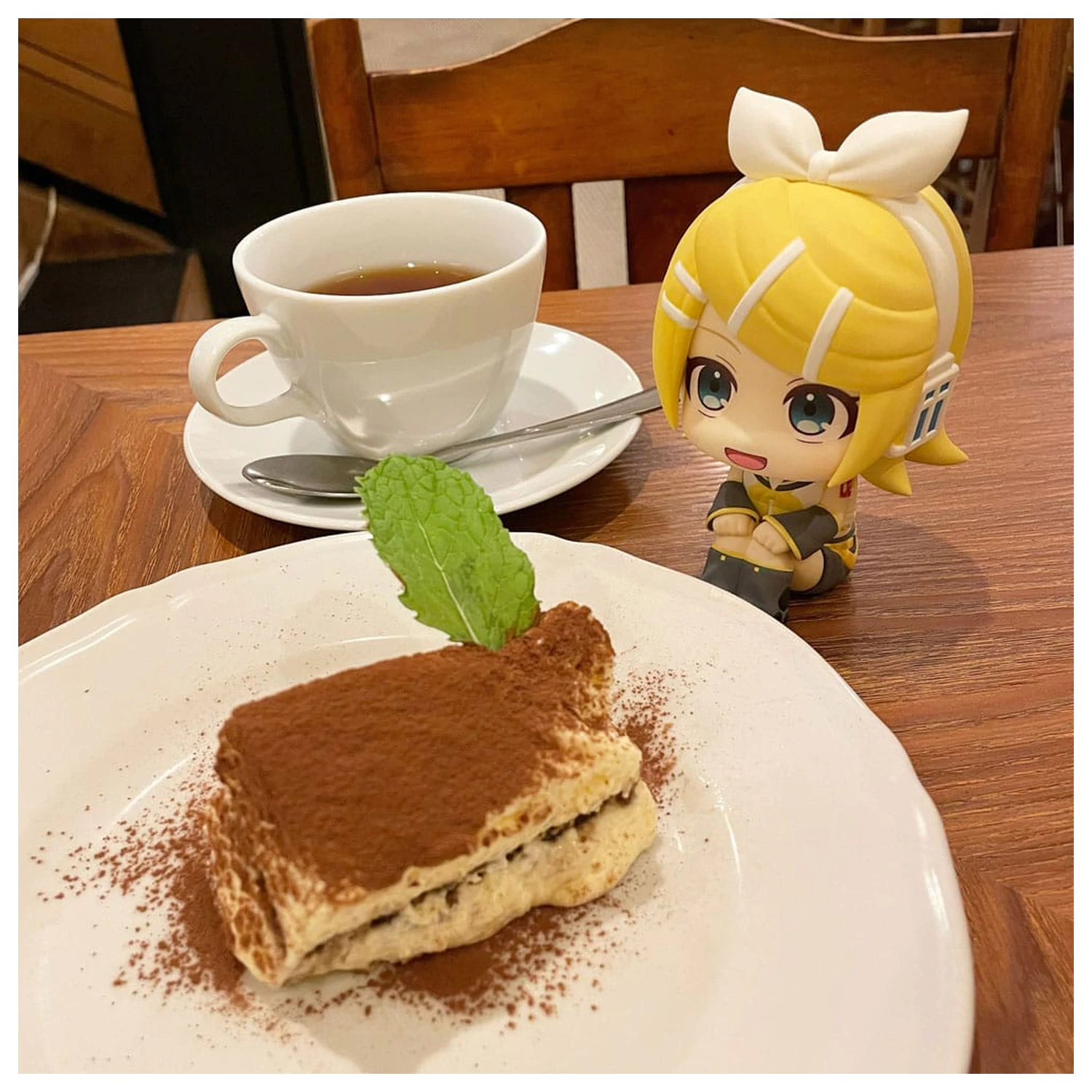 Character Vocal Series: Kagamine Rin/Len Look Up PVC Statuie Kagamine Rin 11 cm poza produsului