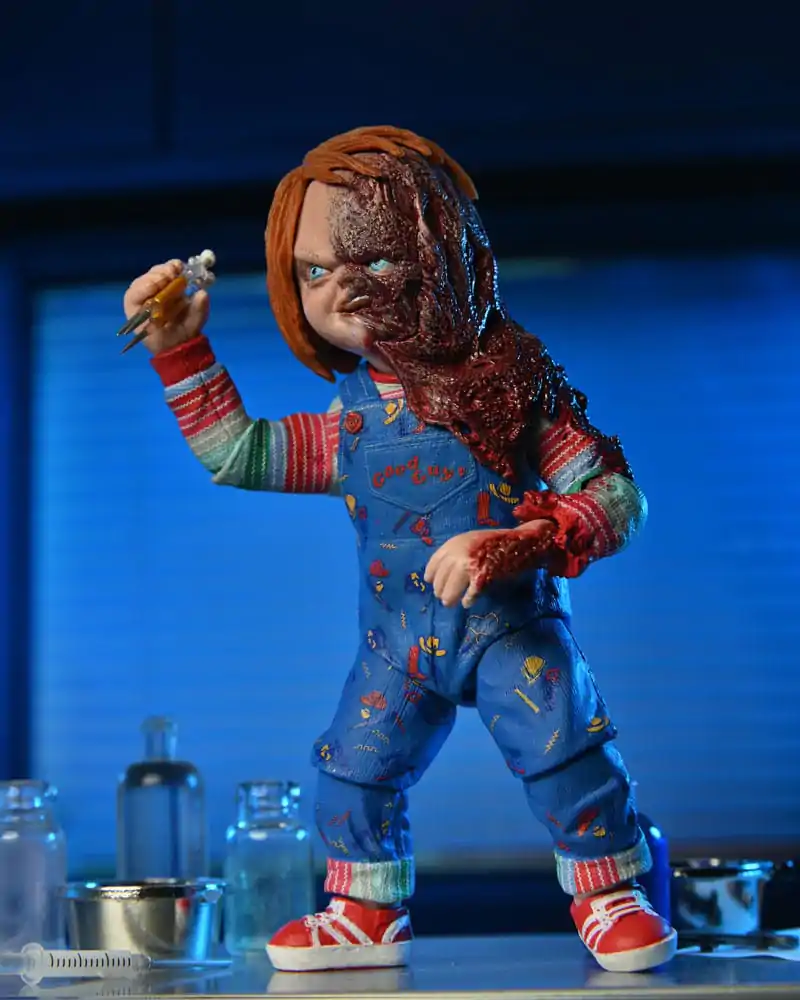 Figurină de acțiune Child´s Play Chucky (Serial TV) Ultimate Chucky 18 cm poza produsului