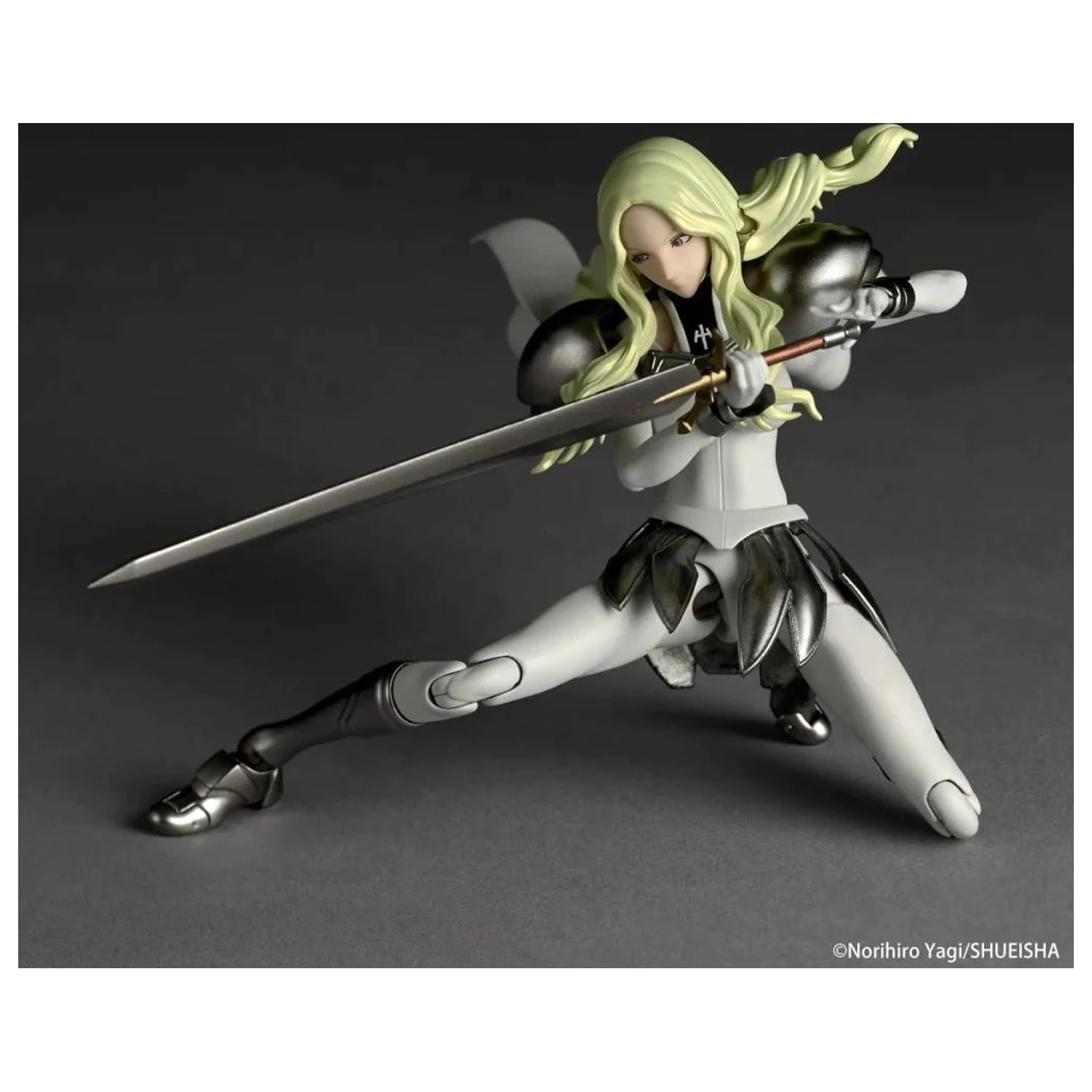 Figura Claymore Teresa Revoltech 15.5 cm poza produsului