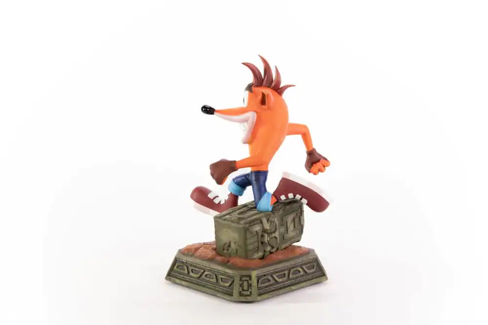 Crash Bandicoot Statuie Crash Bandicoot Classic 32 cm poza produsului