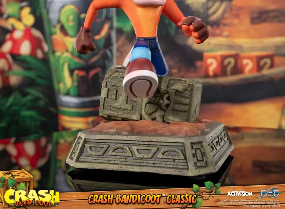 Crash Bandicoot Statuie Crash Bandicoot Classic 32 cm poza produsului
