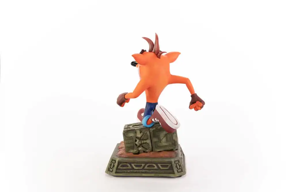 Crash Bandicoot Statuie Crash Bandicoot Classic 32 cm poza produsului