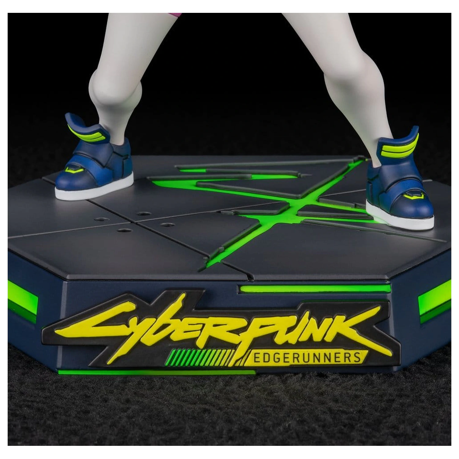 Cyberpunk Edgerunners PVC Figura Rebecca 15 cm poza produsului