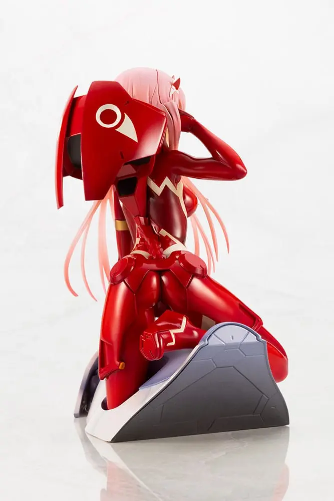 Statuie PVC Darling in the Franxx 1/7 Zero Two 17 cm poza produsului