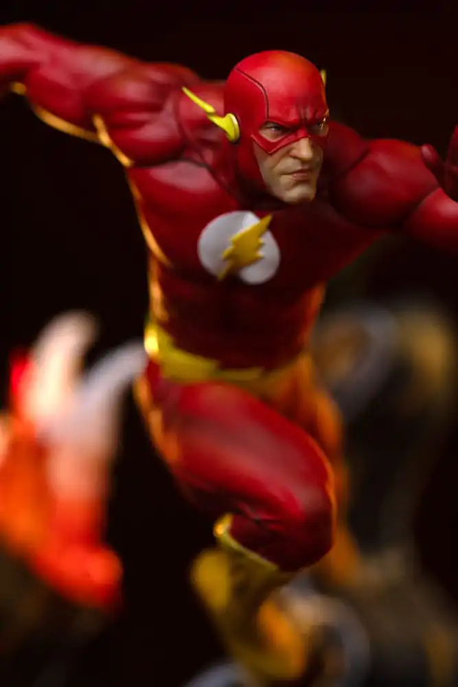 Statuie artistică DC Comics Art Scale 1/10 Flash 25 cm poza produsului