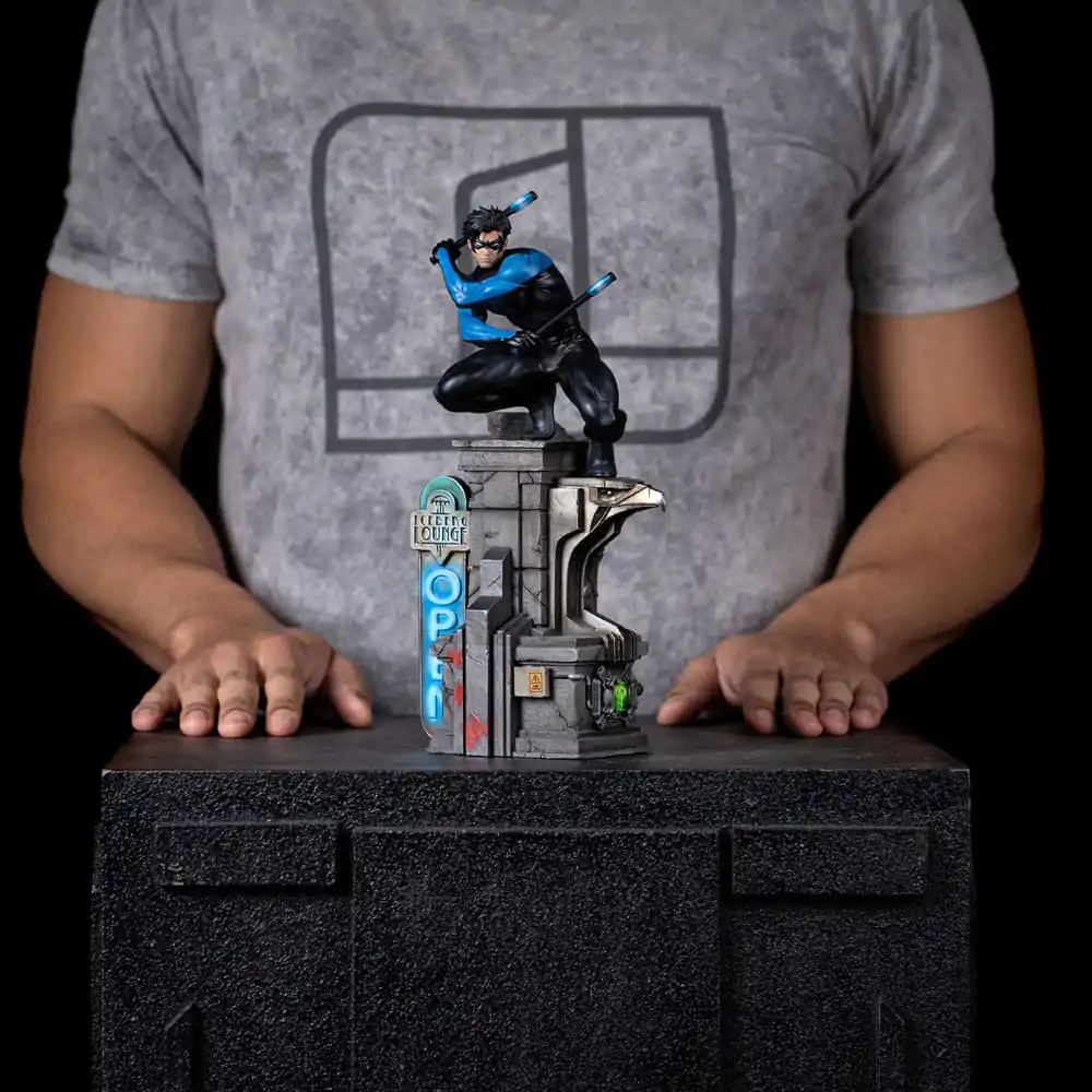 DC Comics Art Scale Statuie 1/10 Nightwing 27 cm poza produsului