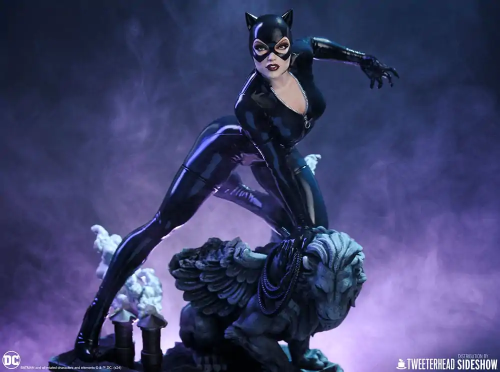 DC Comics Maquette 1/6 Catwoman 35 cm poza produsului