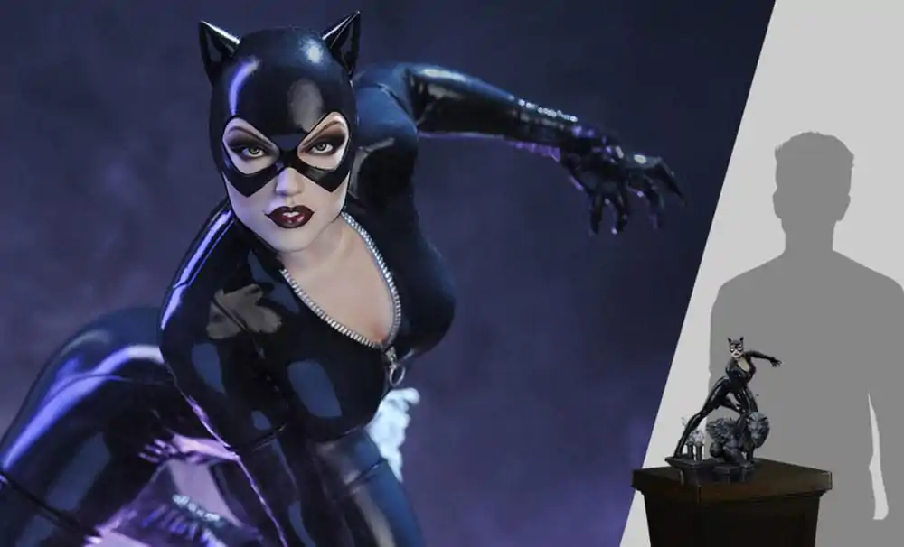 DC Comics Maquette 1/6 Catwoman 35 cm poza produsului