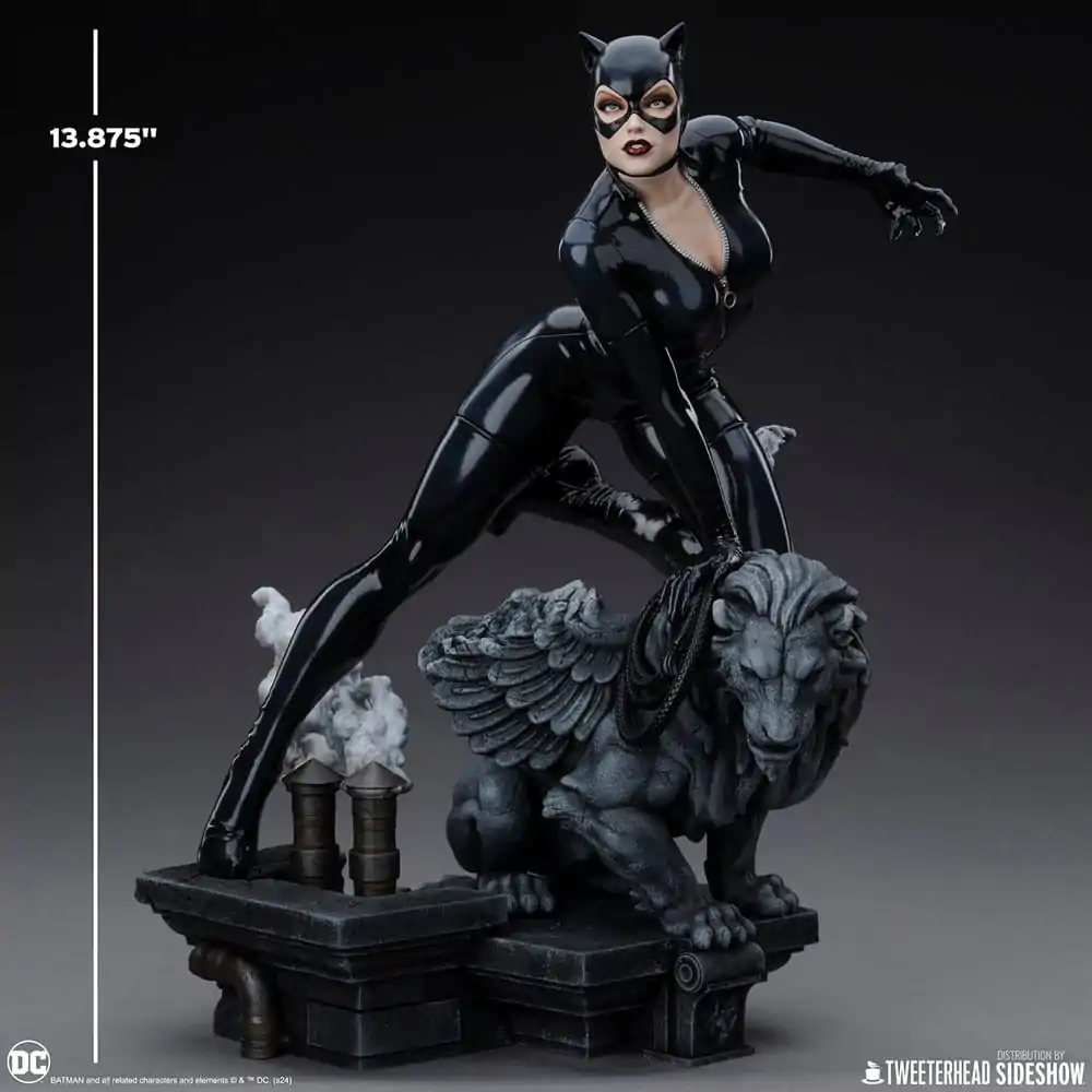 DC Comics Maquette 1/6 Catwoman 35 cm poza produsului