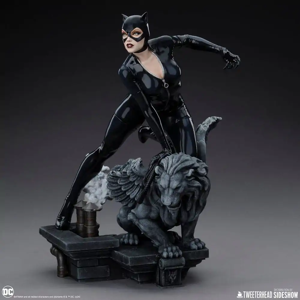 DC Comics Maquette 1/6 Catwoman 35 cm poza produsului