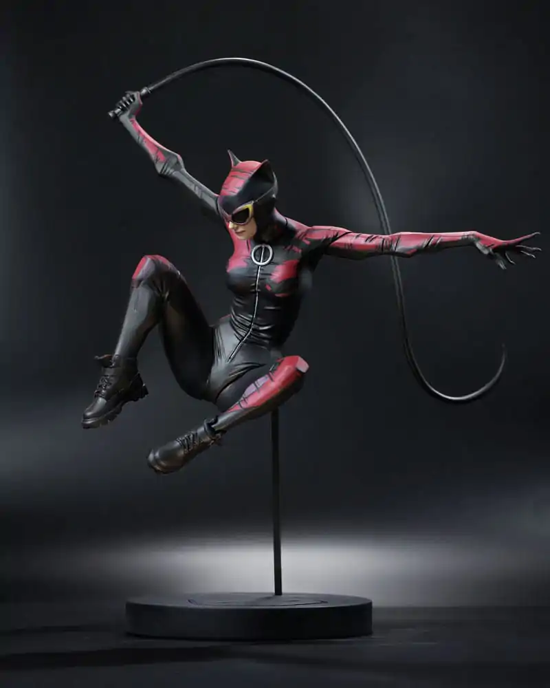 DC Designer Series Statuie 1/6 Catwoman by Jock 33 cm poza produsului