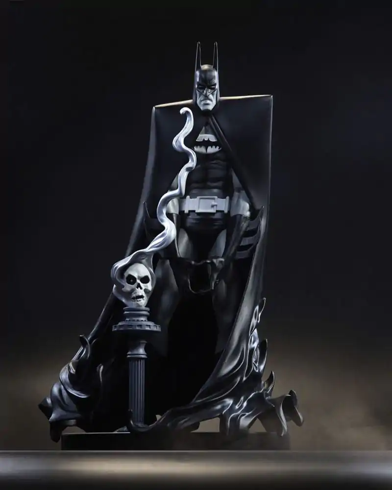 Statuie din rășină DC Direct 1/10 Batman Black & White de Bill Sienkiewicz 20 cm poza produsului