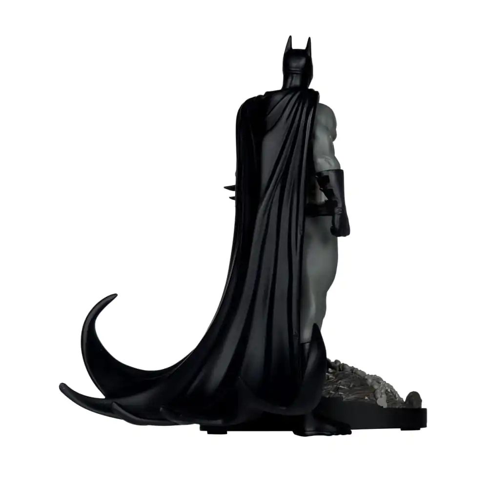 Statuie DC Direct 1/10 Batman by Bjorn Barends (Black White) 18 cm poza produsului