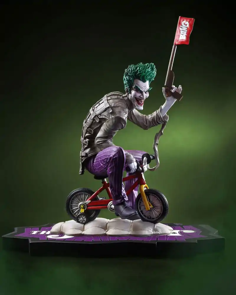 Statuie de rășină DC Direct 1/10 The Joker: Purple Craze - The Joker by Andrea Sorrentino 18 cm poza produsului