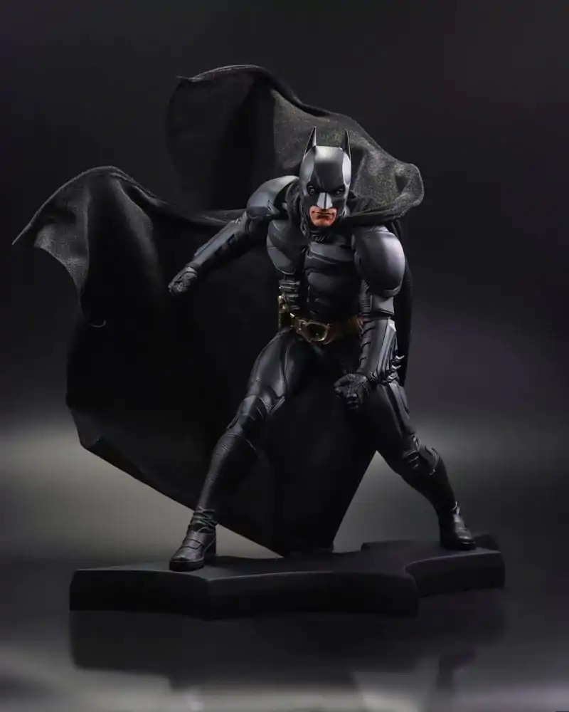 DC Direct Statuie de rasina DC Movie Statues Batman (The Dark Knight) 24 cm poza produsului