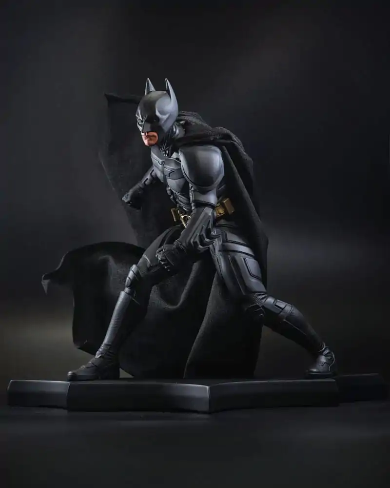 DC Direct Statuie de rasina DC Movie Statues Batman (The Dark Knight) 24 cm poza produsului
