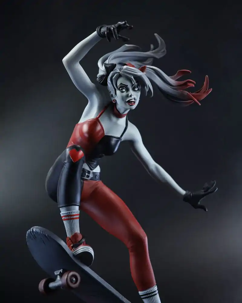 DC Direct Harley Quinn: Statuie Roșu, Alb & Negru 1/10 Harley Quinn de Ivan Tao 20 cm poza produsului