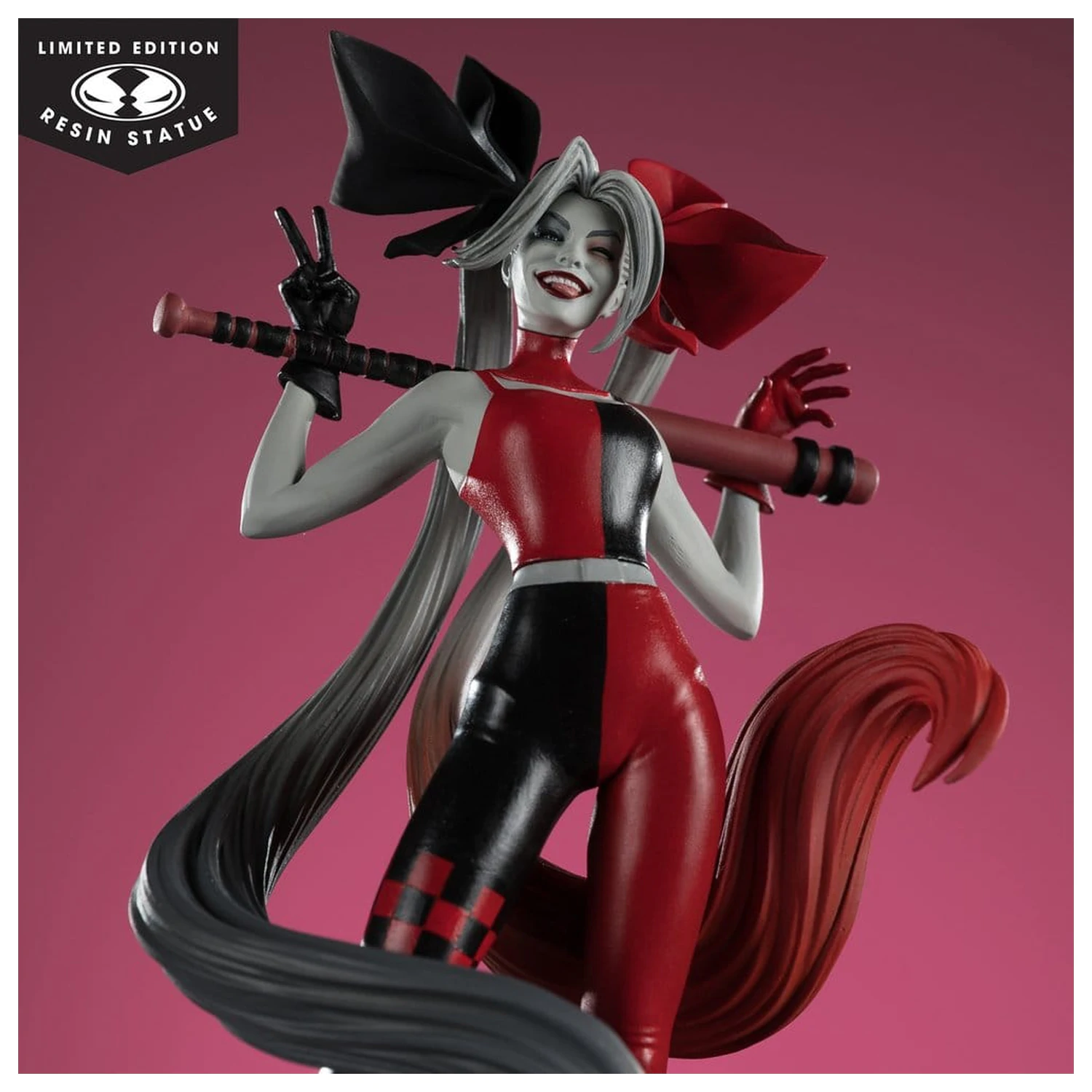DC Direct Harley Quinn: Red, White & Black Statuie 1/10 Harley Quinn de Alex Garner 21 cm poza produsului