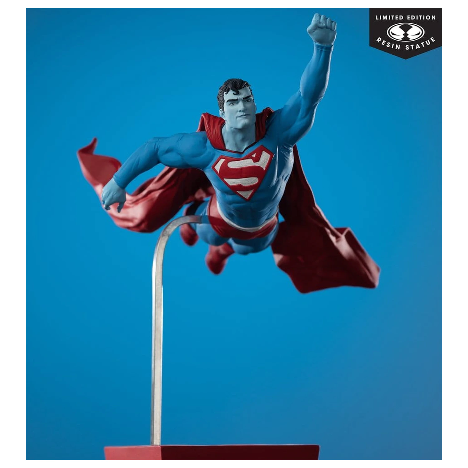 DC Direct Superman Red & Blue Statuie 1/10 Superman de Lee Bermejo 26 cm poza produsului