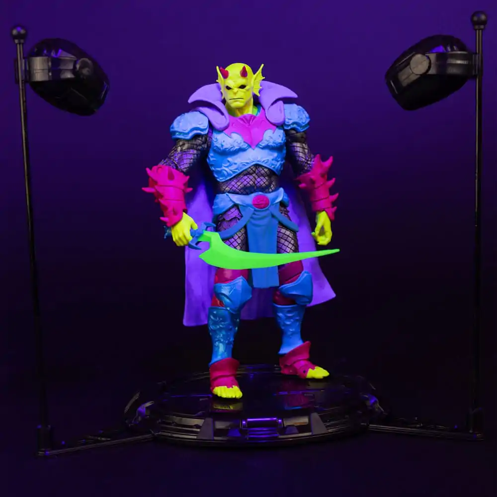 DC Multiverse Figurina de actiune The Demon (Demon Knights) Black Light Edition (Gold Label) 18 cm poza produsului
