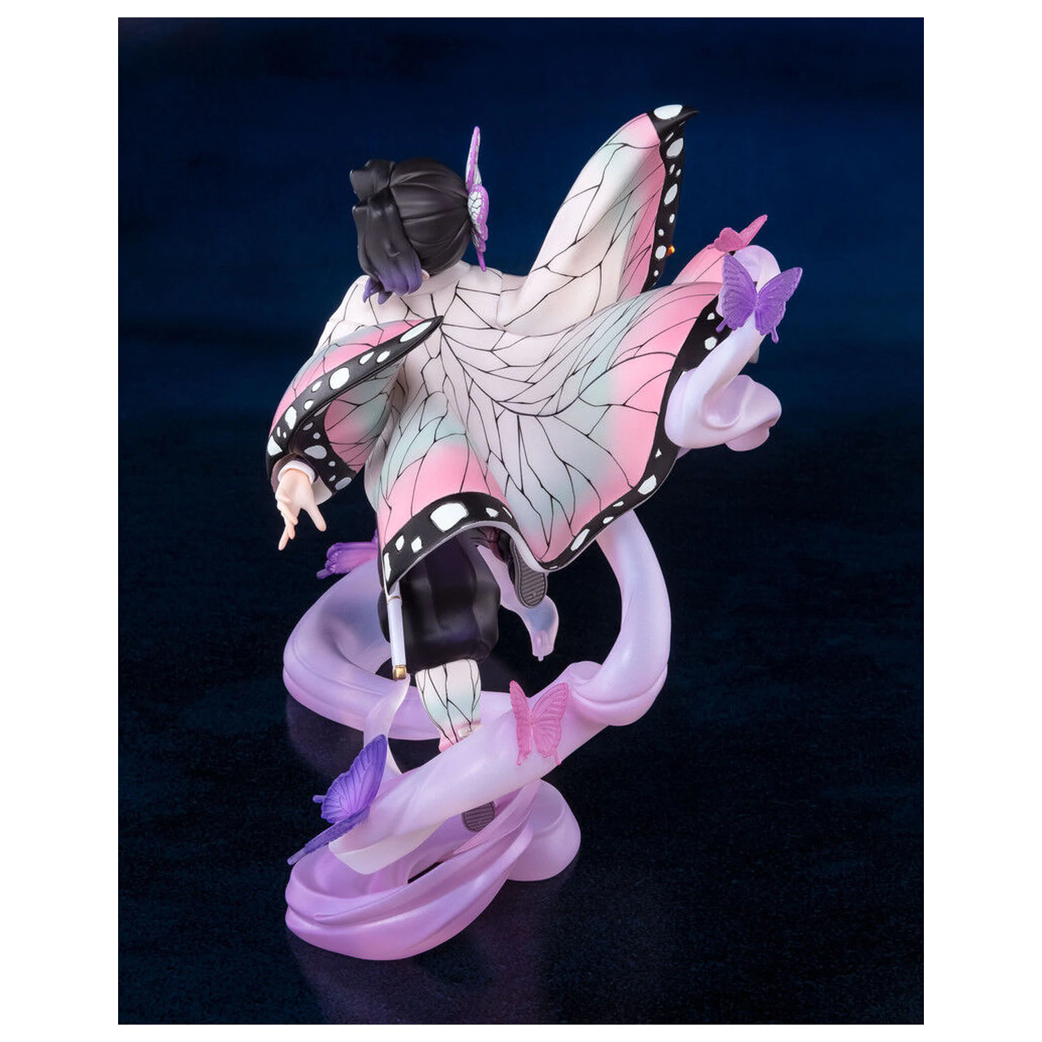 Demon Slayer Kimetsu No Yaiba Kocho Shinobu Insect Breathing S.H. Figurarts figurina de 17 cm poza produsului