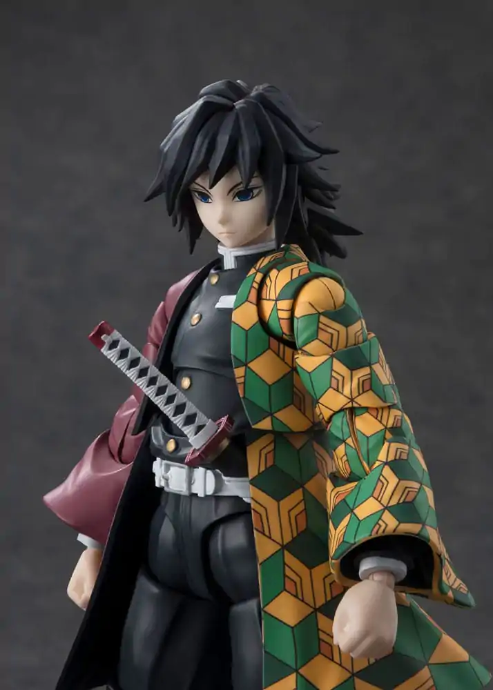 Demon Slayer: Kimetsu no Yaiba S.H. Figuarts Figurina de Acțiune Giyu Tomioka 15 cm poza produsului