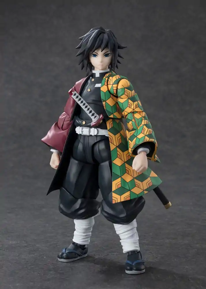 Demon Slayer: Kimetsu no Yaiba S.H. Figuarts Figurina de Acțiune Giyu Tomioka 15 cm poza produsului