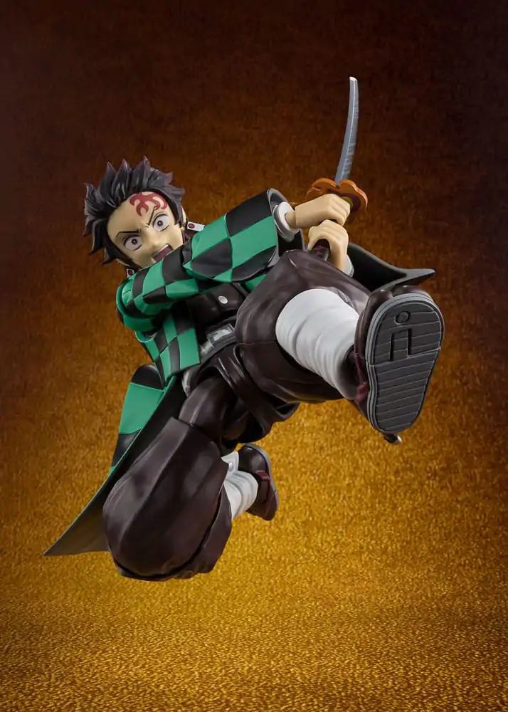Demon Slayer: Kimetsu no Yaiba S.H.Figuarts Figurina de actiune Tanjiro Kamado The Final Battle in the Infinity Castle 14 cm poza produsului