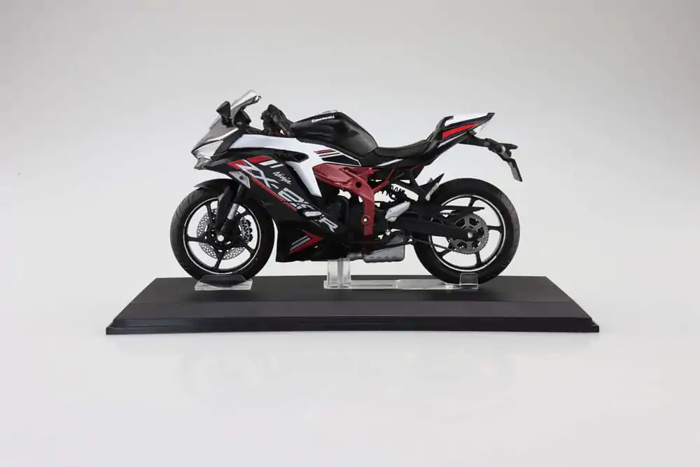 Statuetă Serie Motociclete Diecast 1/12 Kawasaki Ninja ZX-25R Metallic Spark Black×Peal Flat Stardust White 16 cm poza produsului