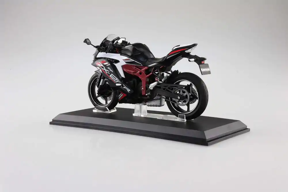 Statuetă Serie Motociclete Diecast 1/12 Kawasaki Ninja ZX-25R Metallic Spark Black×Peal Flat Stardust White 16 cm poza produsului