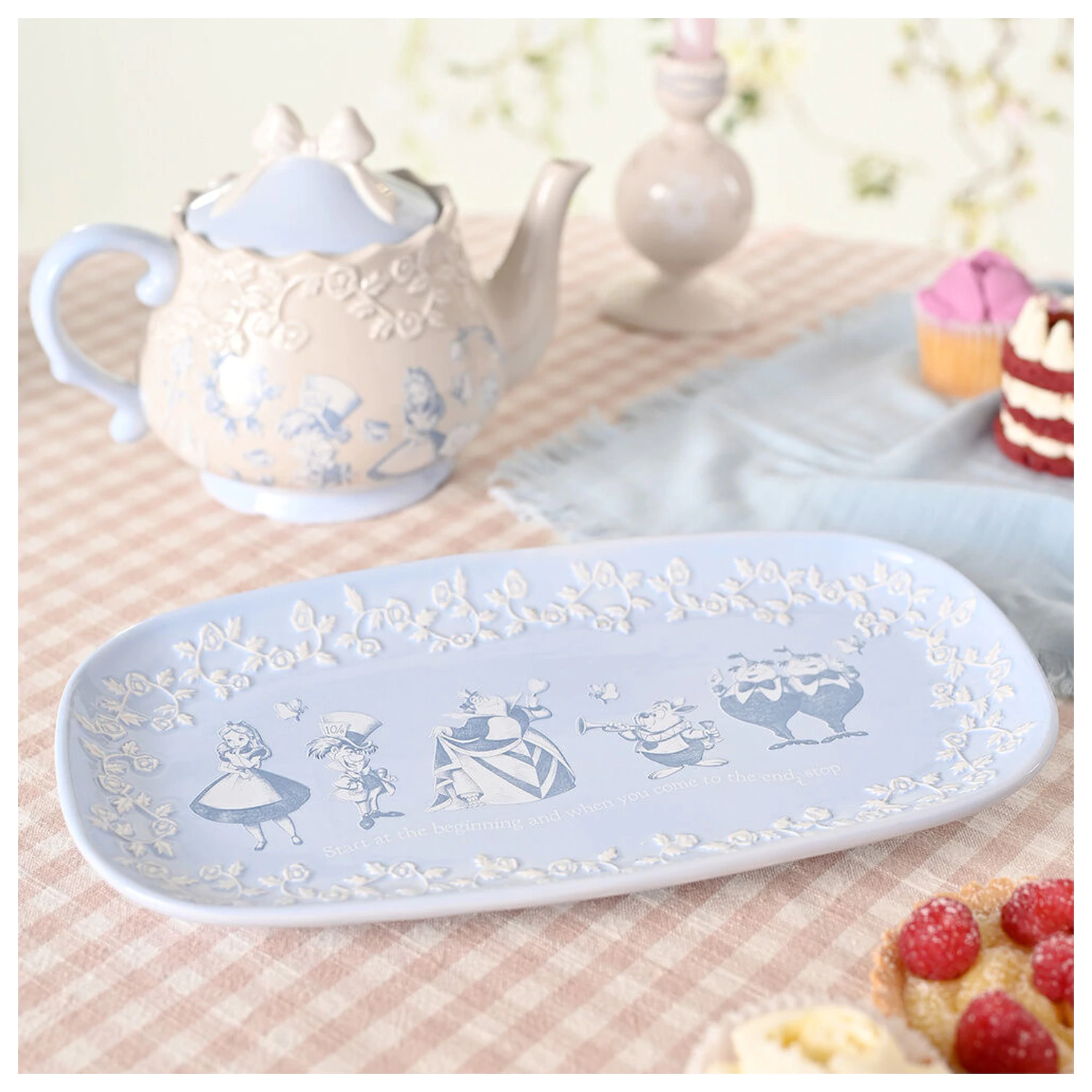 Disney Alice in Wonderland ceainic poza produsului