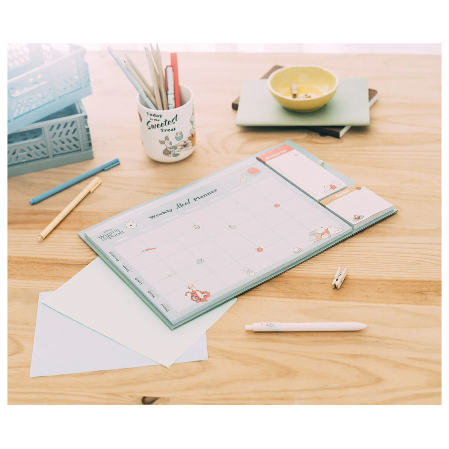 Disney Winnie the Pooh planificator de mese magnetic poza produsului