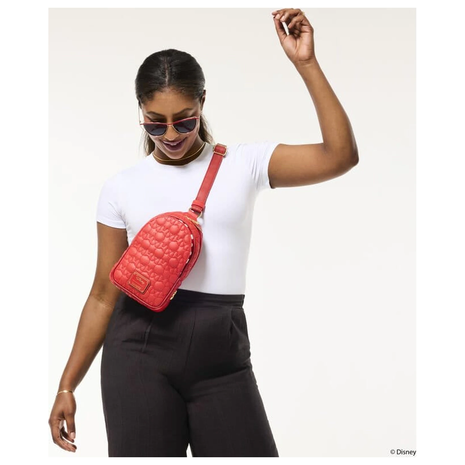 Disney by Loungefly Sling Bag Minnie poza produsului