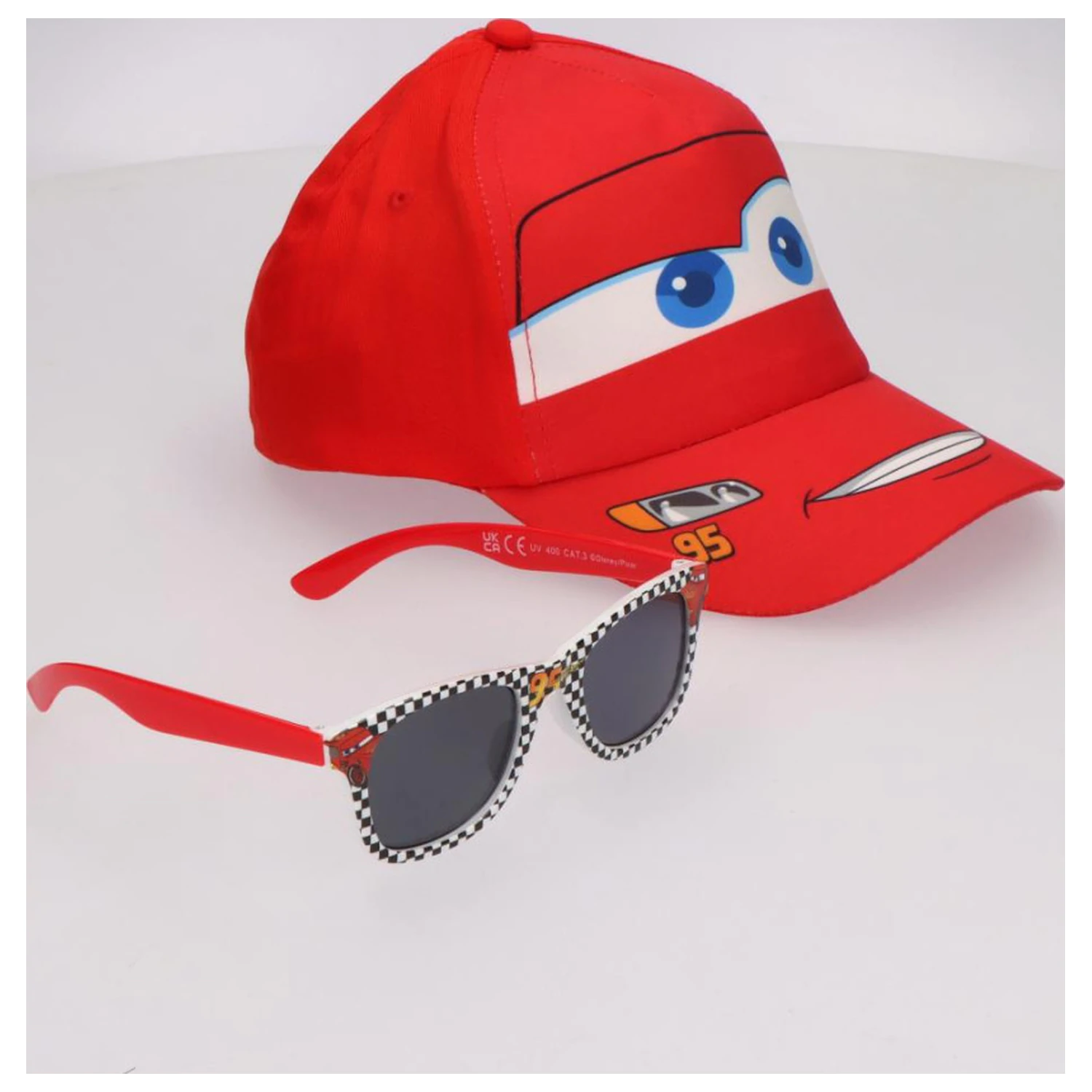 Disney Cars Red Smile set ochelari de soare și șapcă de baseball poza produsului