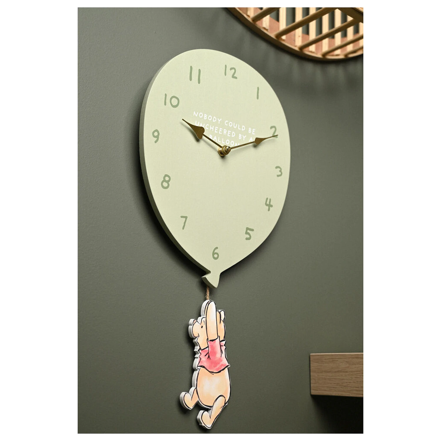 Disney Winnie The Pooh Ceas de perete Balloon poza produsului