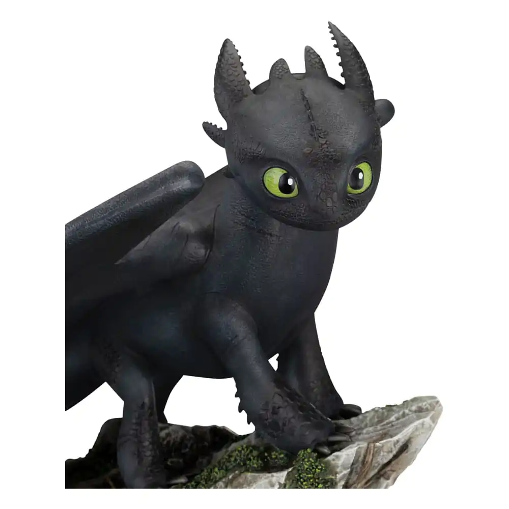 Dragons Master Craft Statuie Standing Toothless 31 cm poza produsului