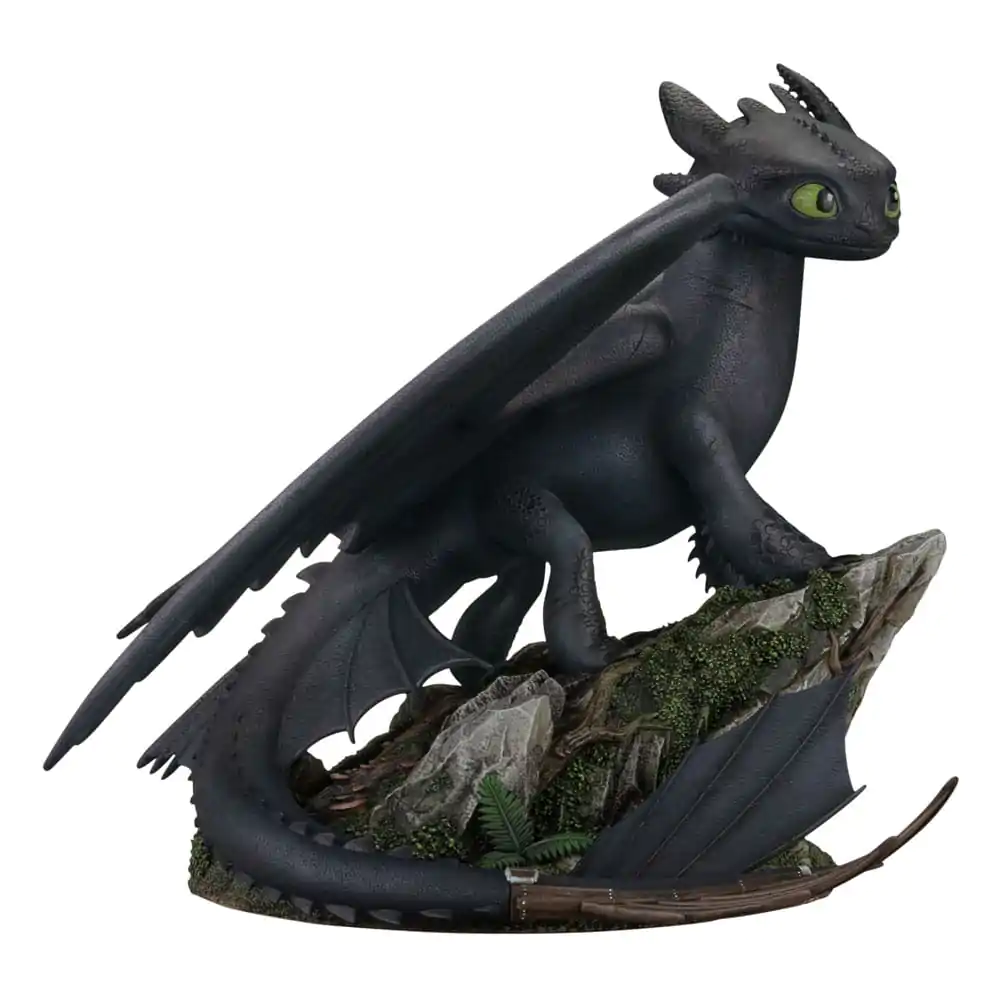Dragons Master Craft Statuie Standing Toothless 31 cm poza produsului