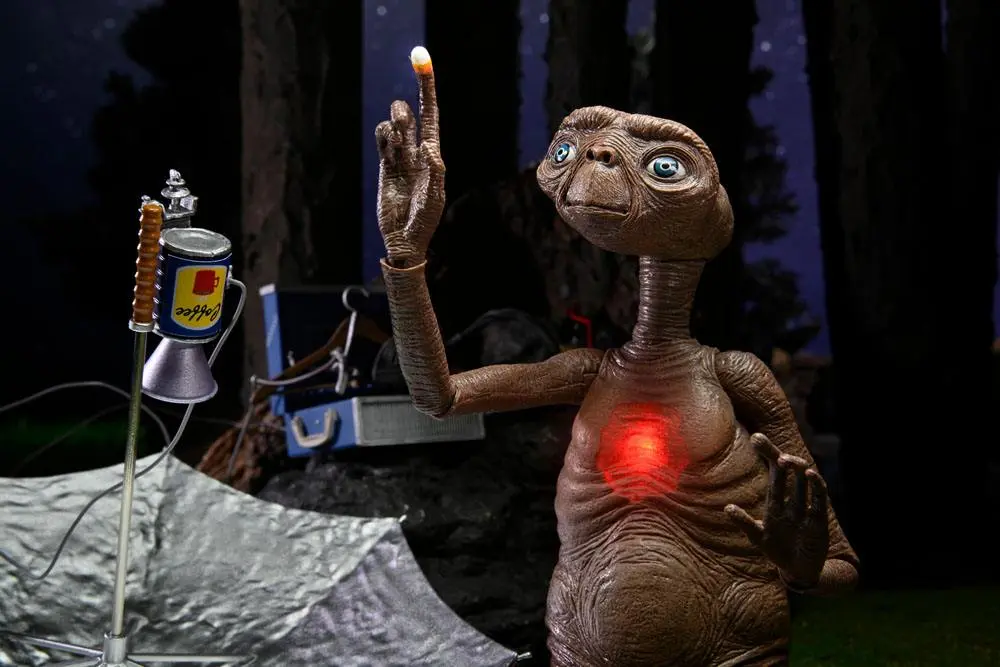 Figurină de acțiune E.T. the Extra-Terrestrial Ultimate Deluxe E.T. 11 cm poza produsului